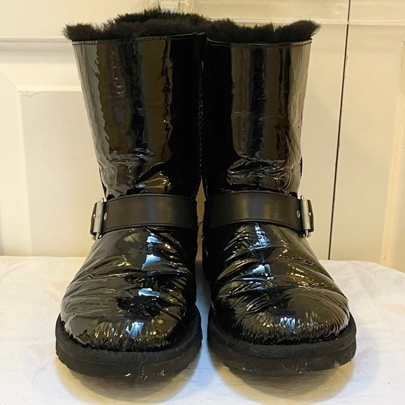 Authentic UGG Blaise mid calf patent leather boots - Picture 3 of 16